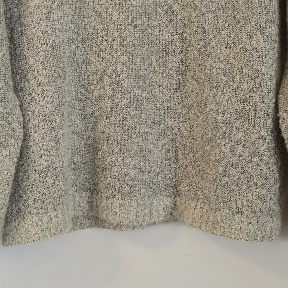 Penmans Vintage Gray Marled Boucle Knit Mock Neck Asymmetrical Sweater Medium - Picture 3 of 14